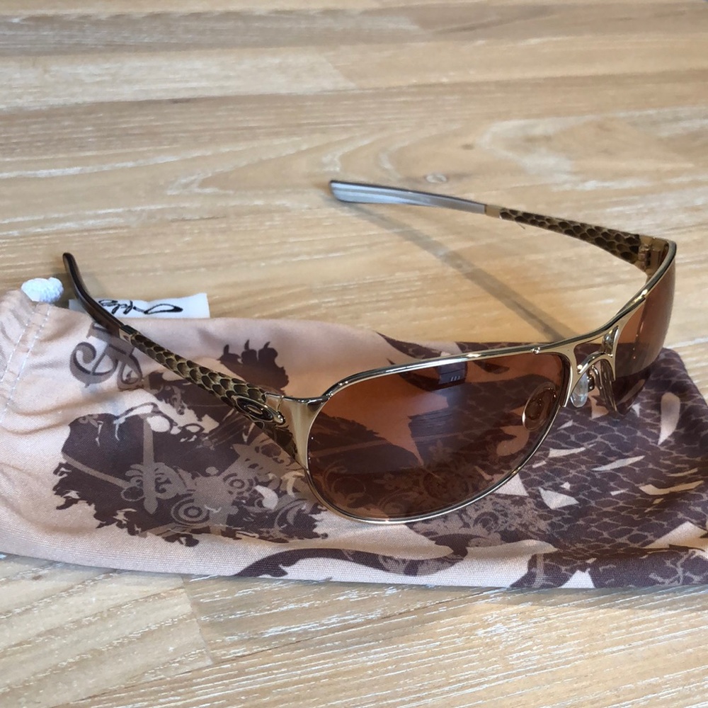 Oakley sunglasses